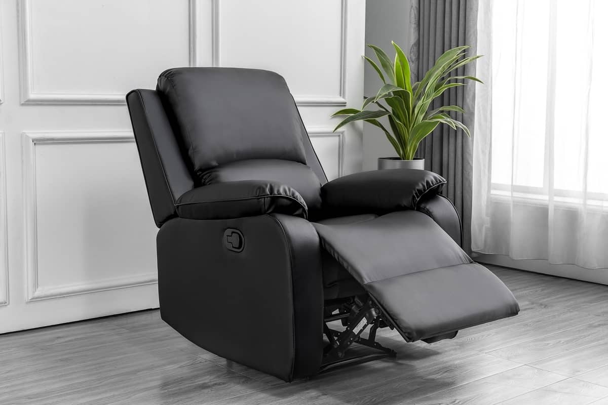 1 SEAT ARMCHAIR RECLINER SOFA IN BONDED LEATHER BLACK | Tudor Furniture
