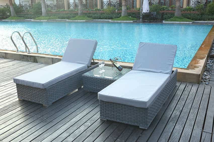 Yakoe sun loungers discount